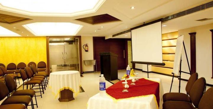 Hotel Klg International Zirakpur المظهر الخارجي الصورة