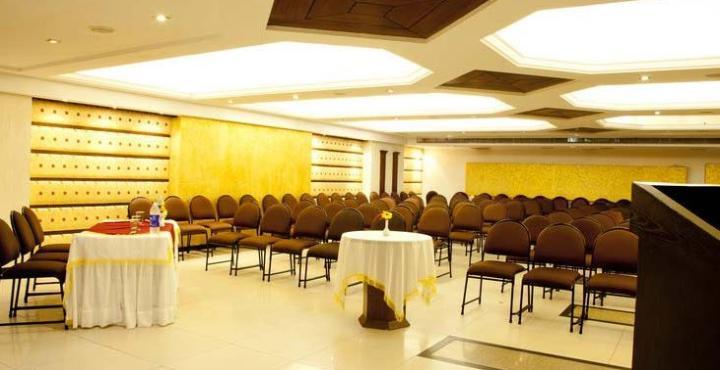 Hotel Klg International Zirakpur المظهر الخارجي الصورة
