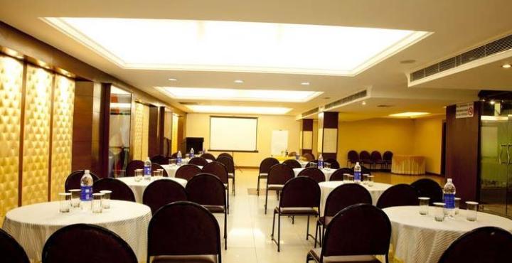 Hotel Klg International Zirakpur المظهر الخارجي الصورة