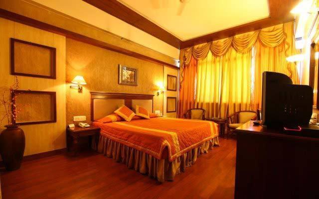 Hotel Klg International Zirakpur المظهر الخارجي الصورة