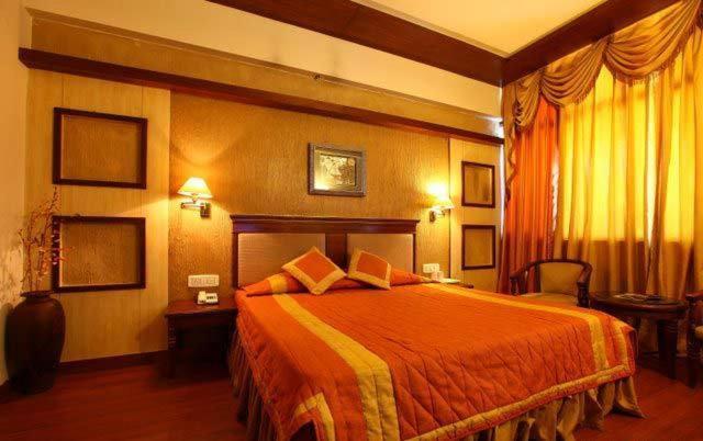Hotel Klg International Zirakpur المظهر الخارجي الصورة